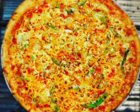 Large Sweet Chilli Pizza