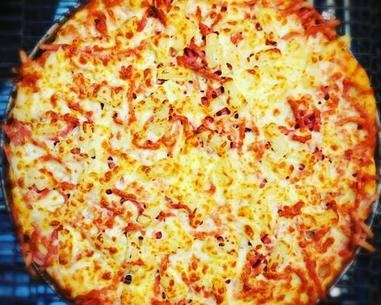 Large Hawaiian Pizza
