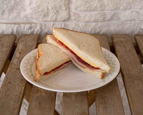 Ham, Cheese and Tomato Toasted Sandwich