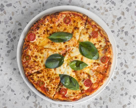 Queen Margherita Pizza