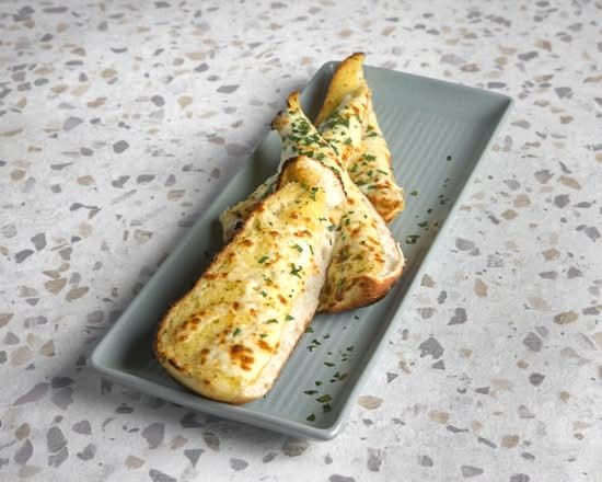 Cheesy Garlic Bread (V)