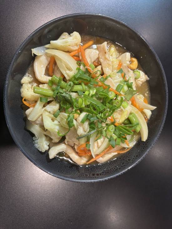CHICKEN CASHEW NUTS
