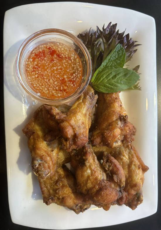 MARINATED CHICKEN WINGS (6pcs)