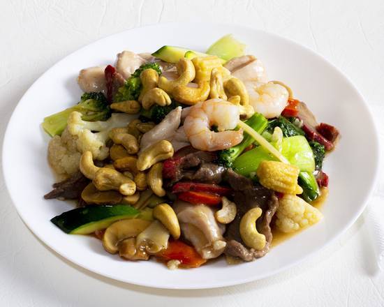 Combination with Cashew Nuts