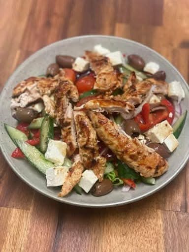 Greek Salad (V)