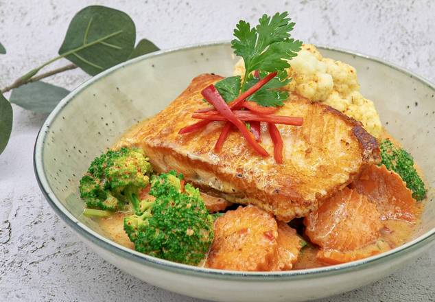 Salmon with Red Curry Sauce