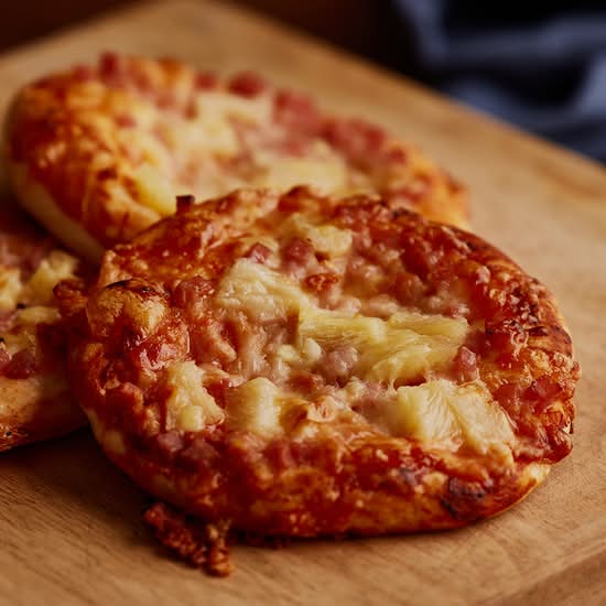 Hawaiian Mini Pizza