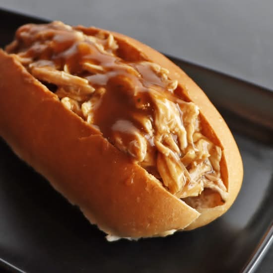 Chicken & gravy Roll