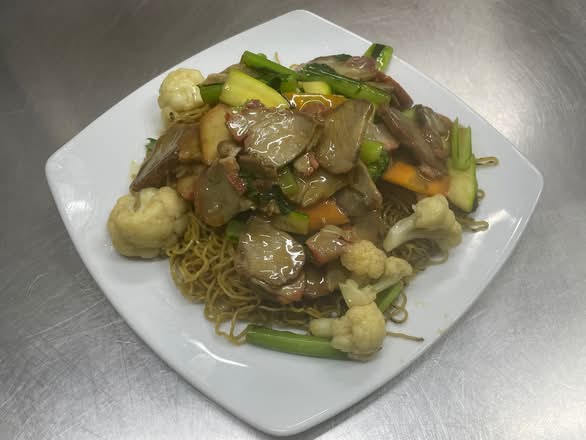 BBQ Pork Chow Mein