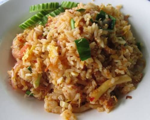 tom yum fried rice with chicken