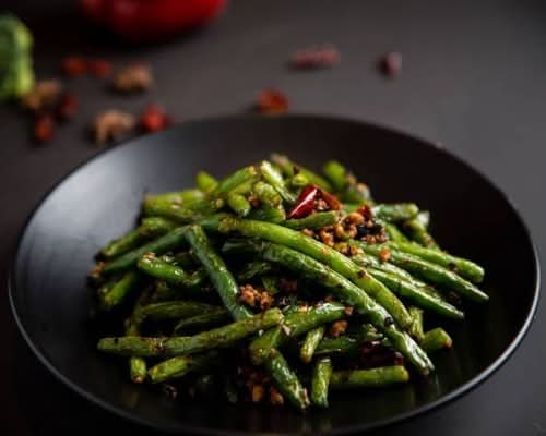 stir fried green beans with chilli