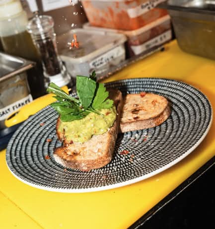 Smashed Avocado (VG)
