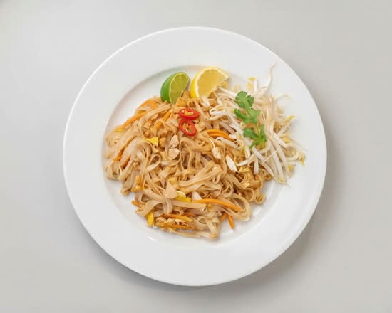 Traditional Pad Thai Chicken