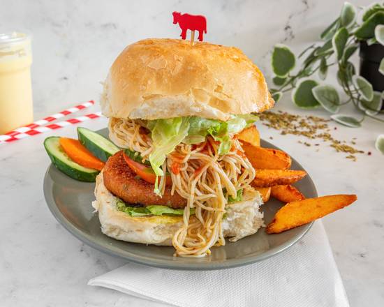 Vegetarian Noodle Burger