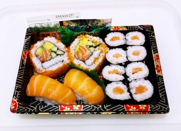 Sushi Set (Salmon lover) (M)