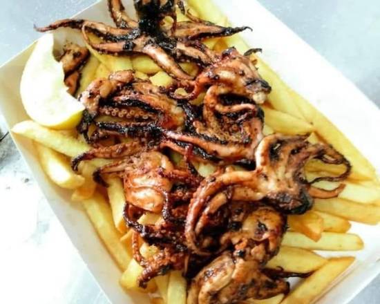Grill Baby Octopus and side chips