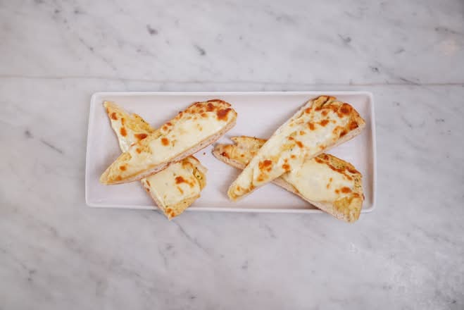 Cheesy Garlic Bread