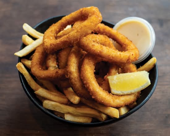 Tempura Calamari & Chips