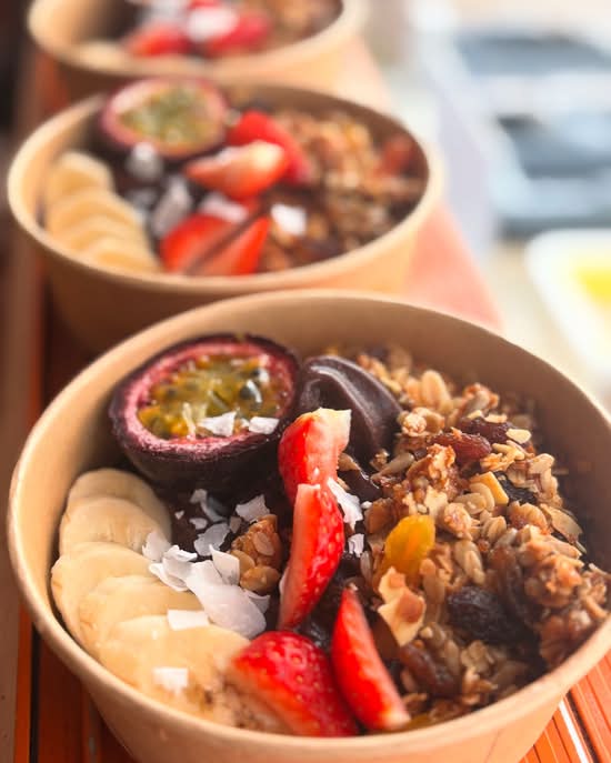 Acai & Vegan Coconut Ice cream Swirl Bowl