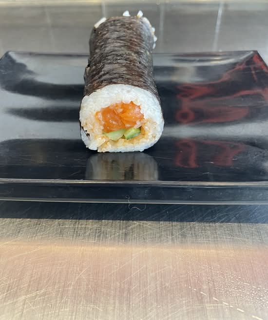 Spicy Salmon Roll with Cucumber