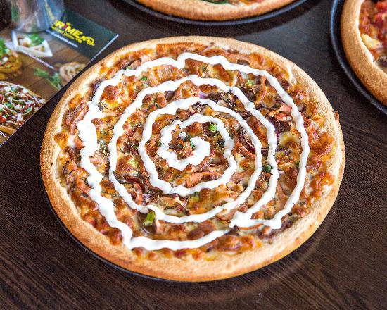 Classic Lamb Meat Pizza