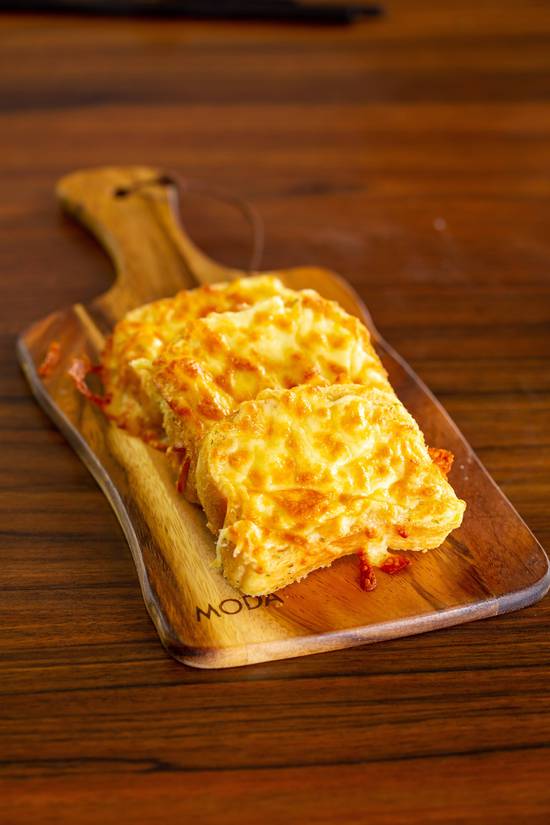 Garlic Cheese Bread