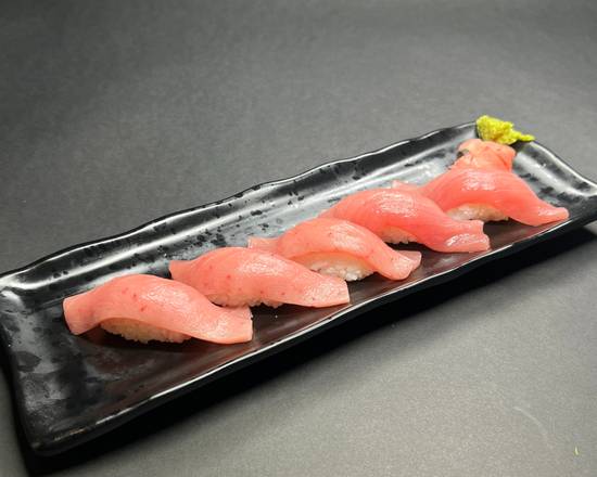 Tuna Nigiri