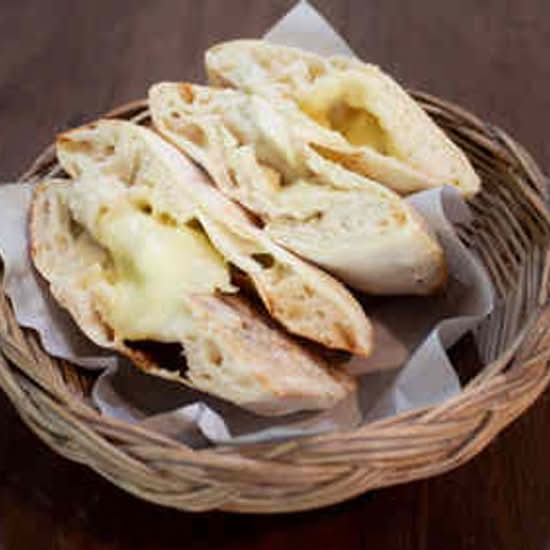 Cheese Naan