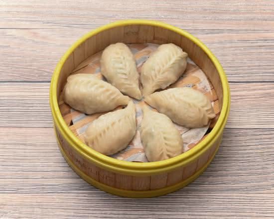 Steamed Chicken and Coriander Dumpling