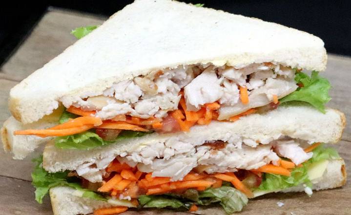 Chicken & Salad Sandwich