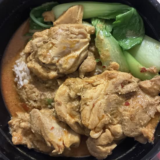 Curry Chicken on Rice