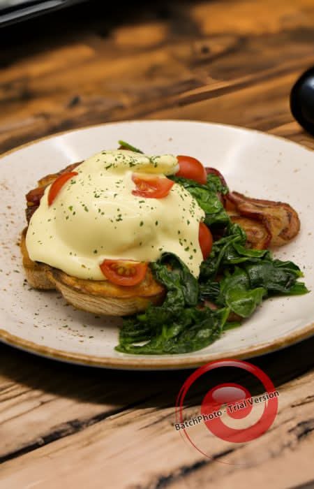 Bacon Egg Benedict with Spinach