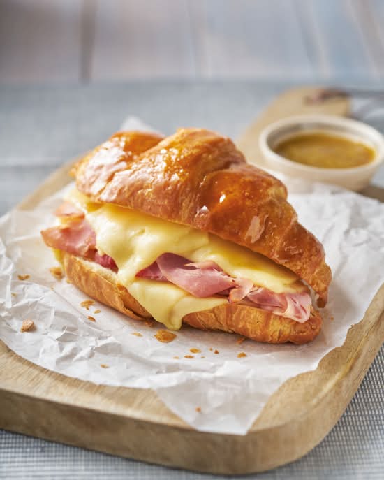 Ham and cheese croissant