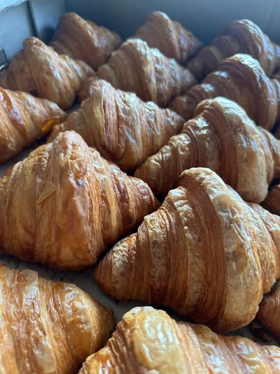 Croissant - Plain (Vegetarian)