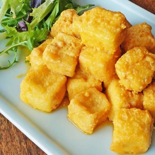 Crispy Tofu Coated with Salted Egg Yolk Sauce