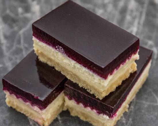 Jelly Cheesecake Slice
