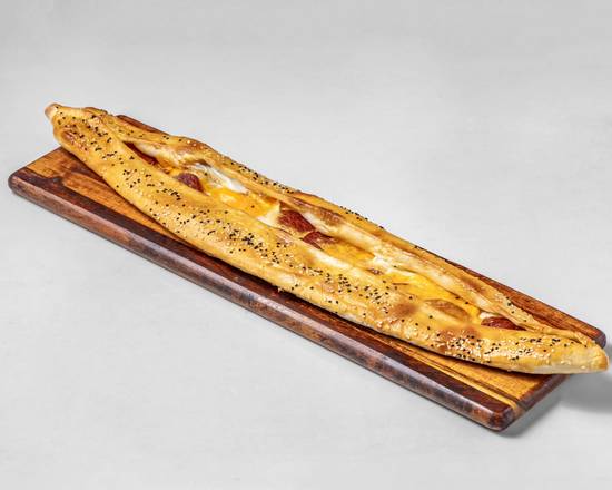 Sucuklu & Yumurtali Pide