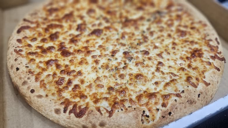 Garlic Cheese Pizza