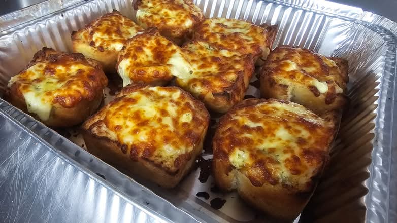 Cheesy Garlic Bread