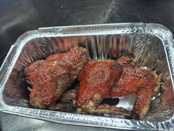 Siracha chicken wings