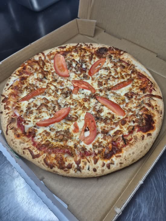 Tandoori Chicken Pizza
