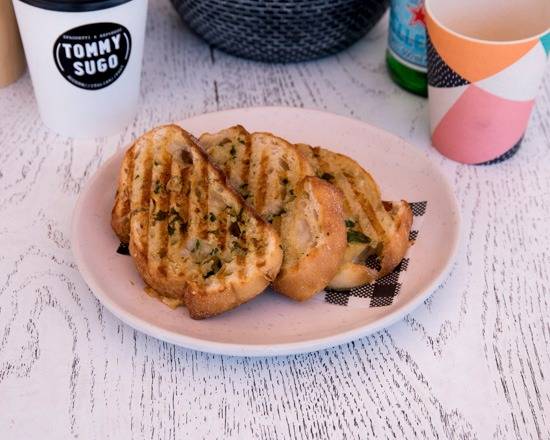 Sourdough Garlic Bread (4 half pieces)