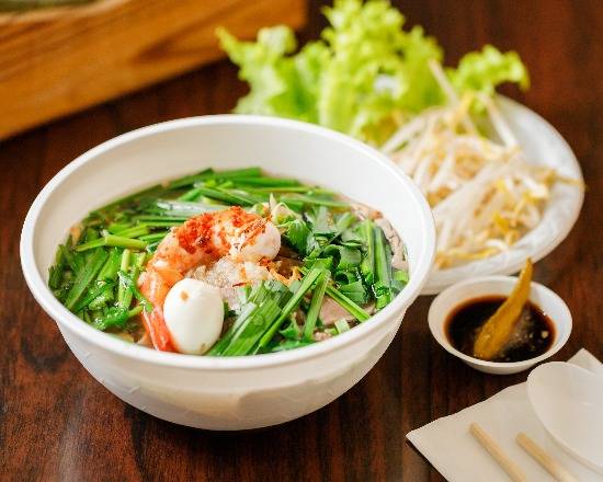 Combination Rice Noodle Soup