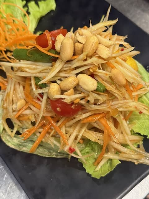 Thai Papaya Salad (Som Tum)