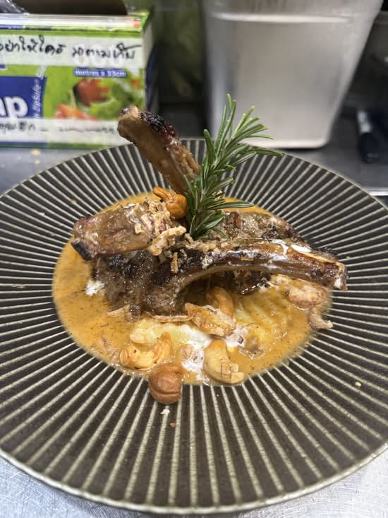 Massaman Lamb Cutlets  3