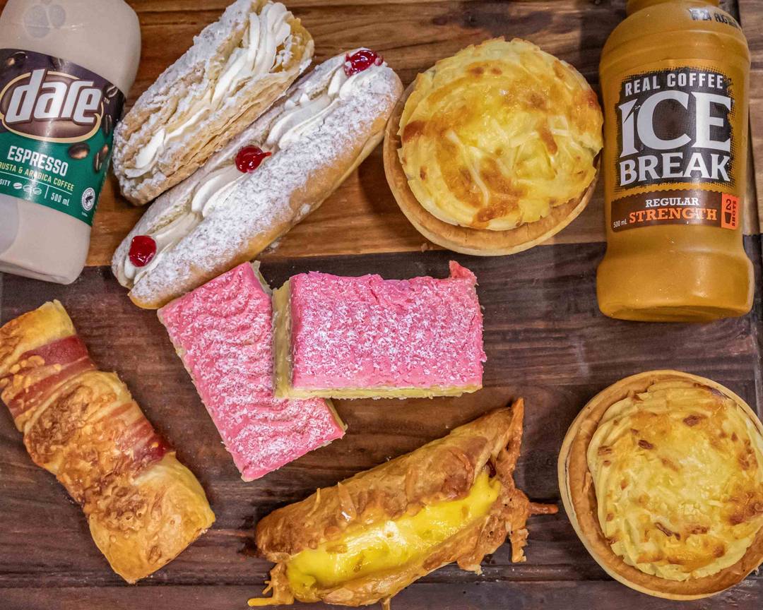 Mal's Pies & Pastries cover