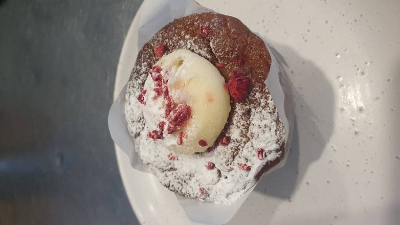 GF Raspberry & white chocolate Muffin