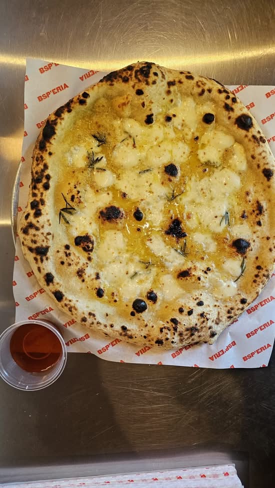 Garlic Cheese Pizza