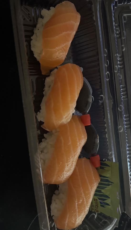 Salmon Nigiri