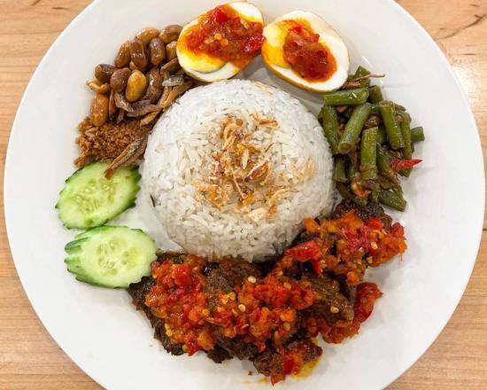 Nasi Uduk Dendeng Balado